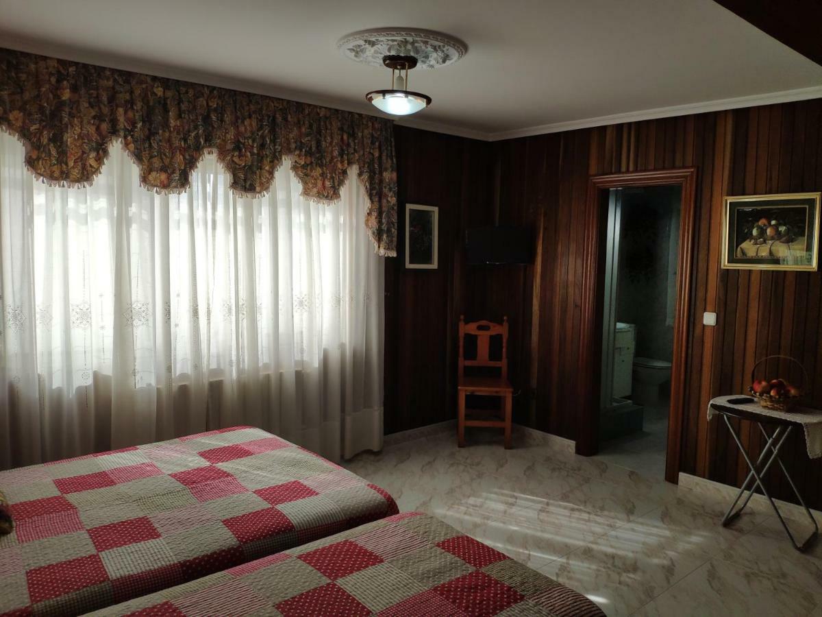 Apartamentos El Calleju Orena Dış mekan fotoğraf